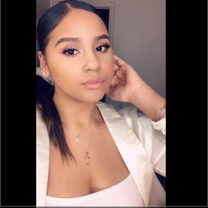 Meet your Posher, Eileen